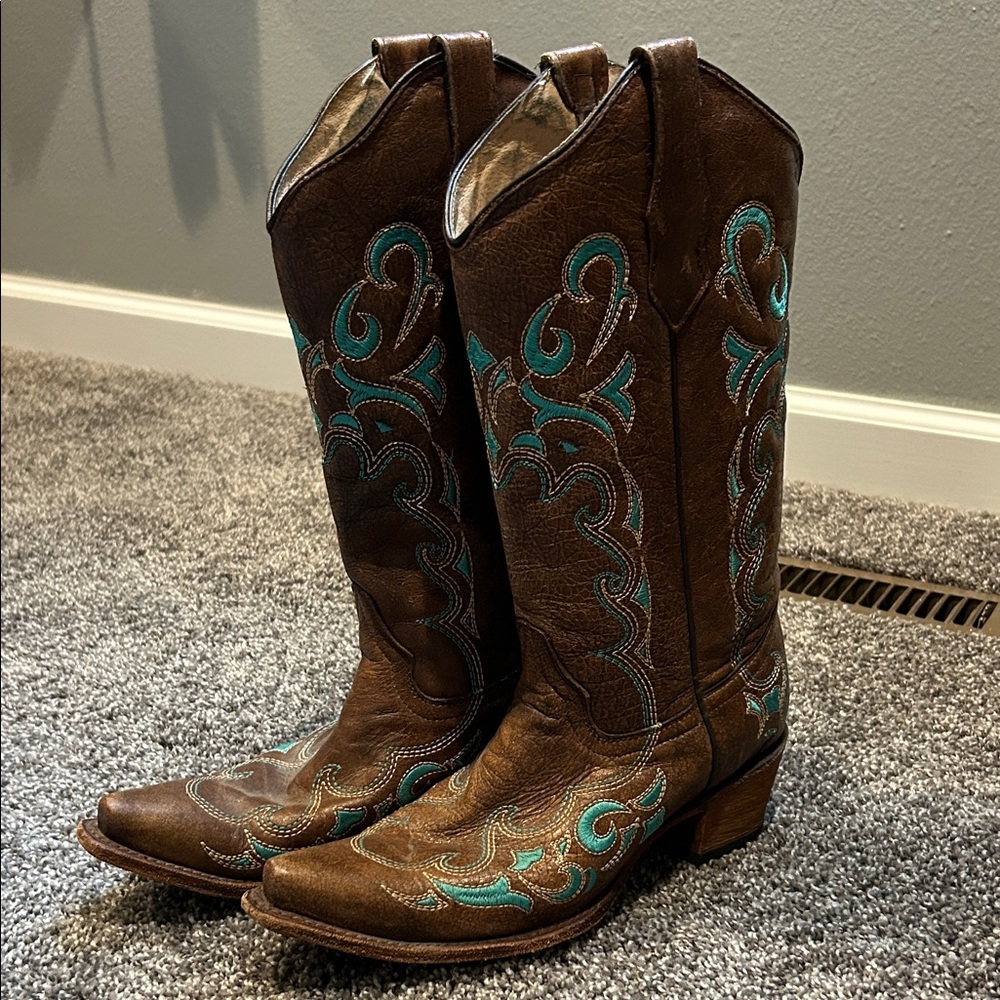 Circle G Brown and Teal Embroidered Heeled Boots